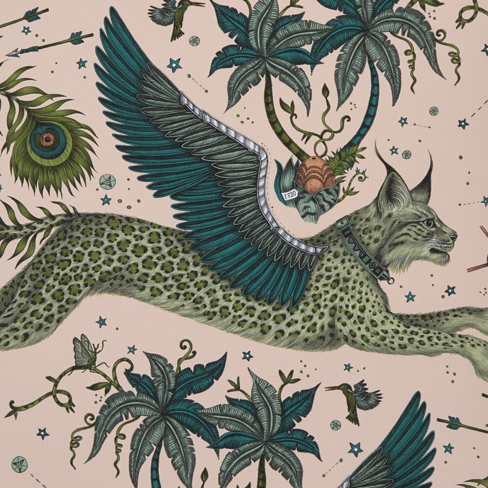 Papel pintado con motivos de animales fantásticos en salmón y verde