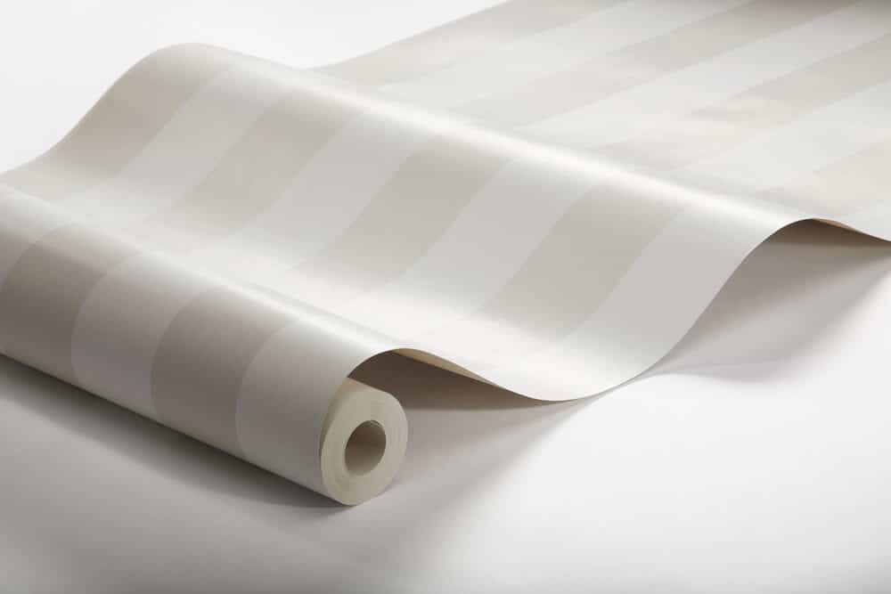 Rollo de papel pintado de rayas en blanco cremoso y beige (color 7686)
