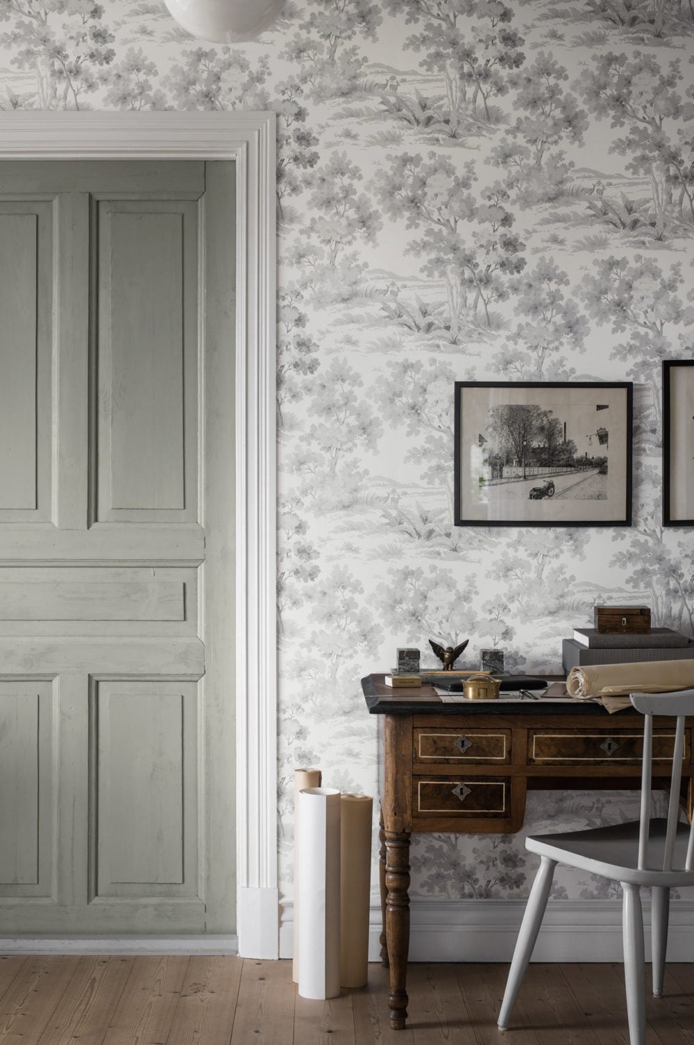 Habitación decorada con Papel pintado con motivos Toile de jouy en blanco - COUNTRYSIDE MORNING 7677