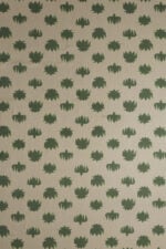 Lno 100% estampado con motivos de flores de loto en verde. Ref. NELUMBO 02-Fico de James Malone