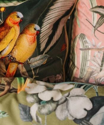 Tropische Vogelmotive in Samt mit exotischen und großen tropischen Motiven. Kollektion "Exotisch" von Coordonné