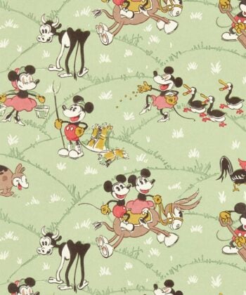 MICKEY AT THE FARM