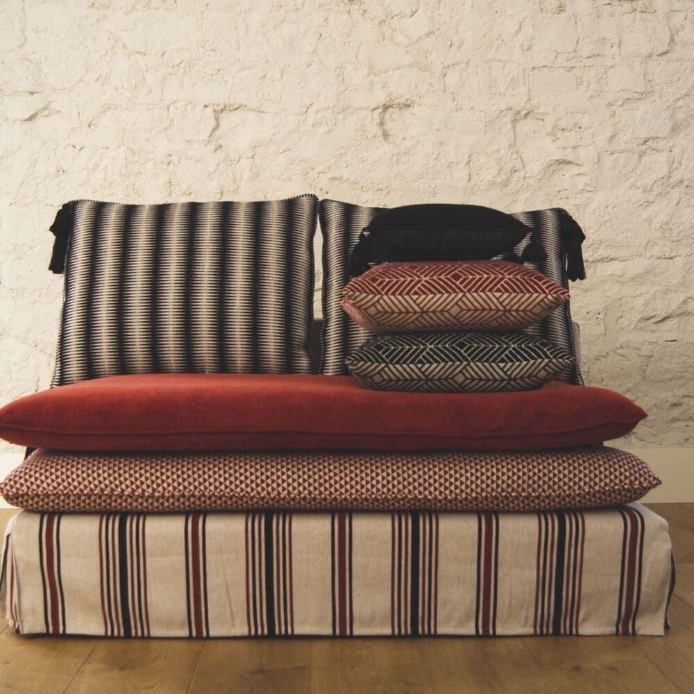 YAGASURI Colección "Kimono FR" Estilo Contemporáneo