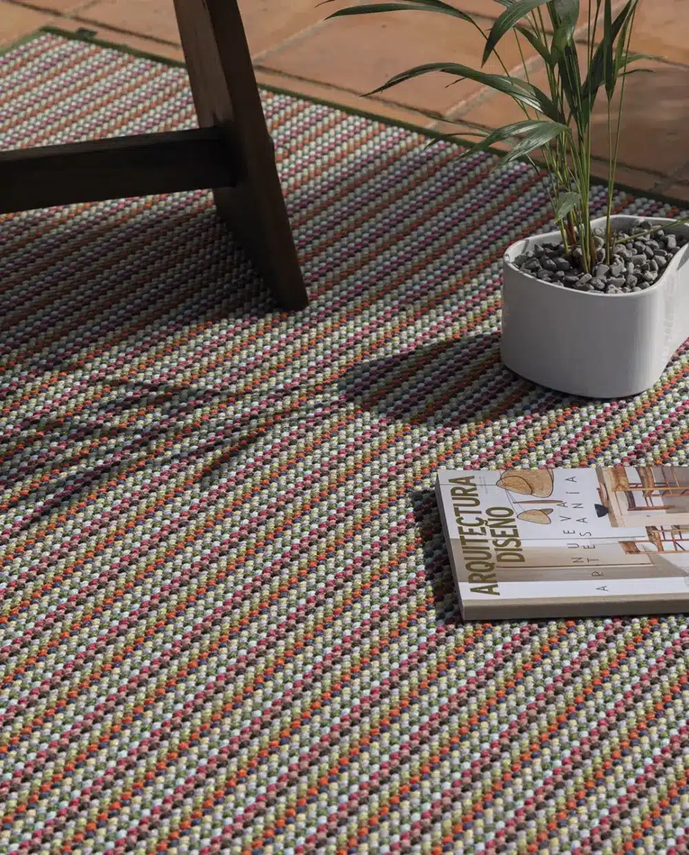 Strata Rols Estilo Contemporáneo