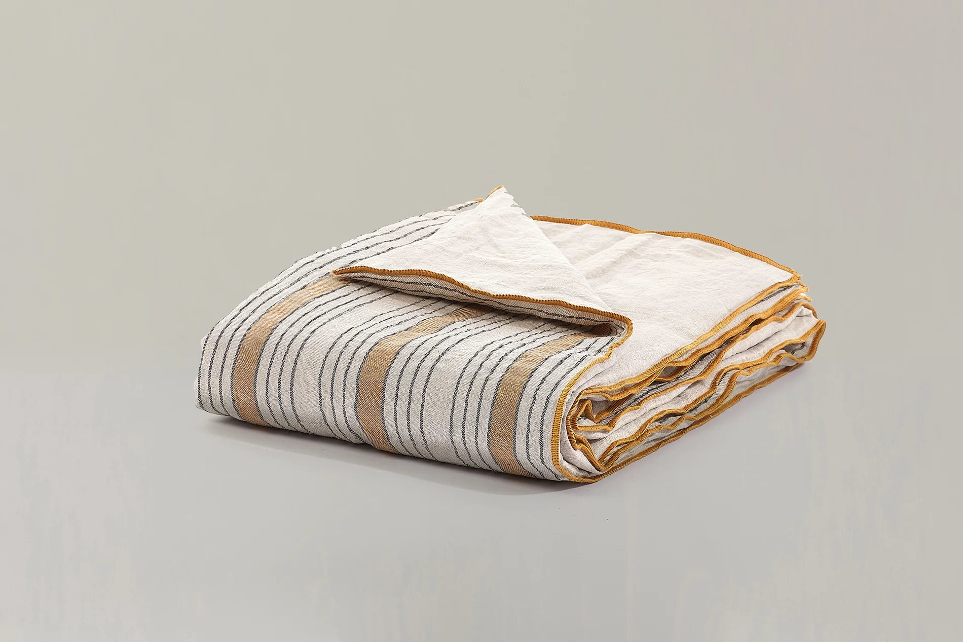 Colcha ligera de lino estampado de rayas de color Piero de Linatura