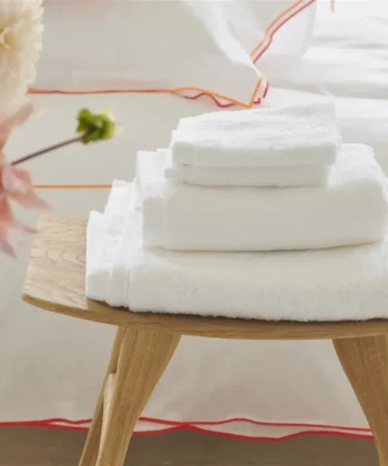 Loweswater Bianco Towel Toallas de Baño Estilo Glam