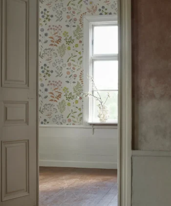 Mural de papel pintado de grandes flores silvestres pintadas a mano Boråstapeter Estilo Clásico Mural de papel pintado de grandes flores silvestres pintadas a mano